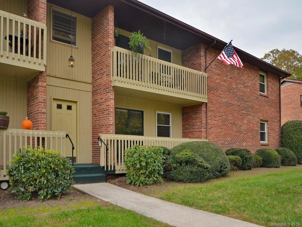 101 Oakwood Place #2