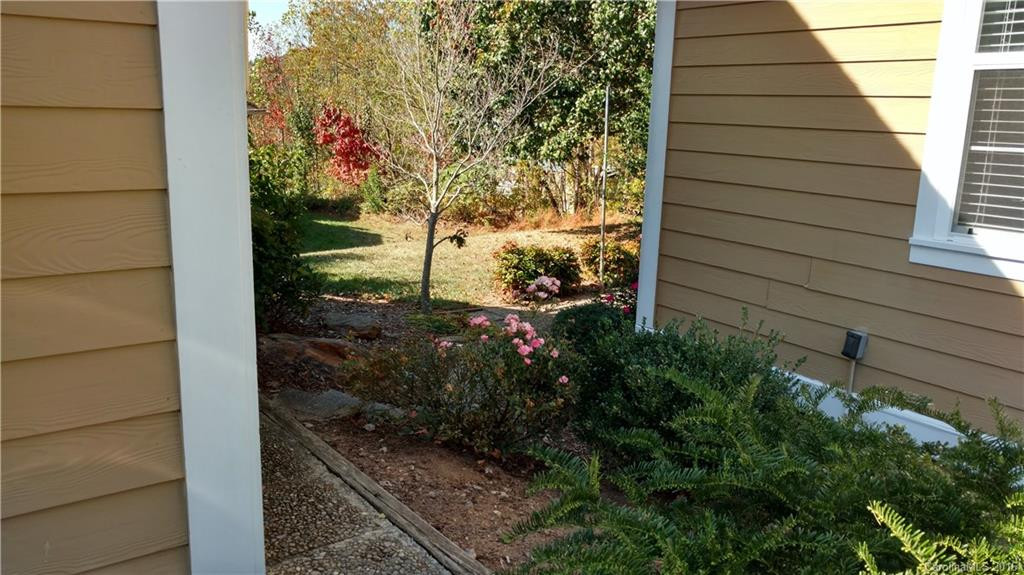 1201 Hyde Park Drive #1201 - Photo 3