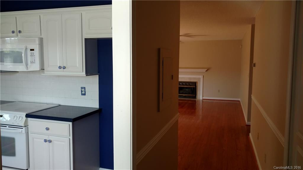1201 Hyde Park Drive #1201 - Photo 4