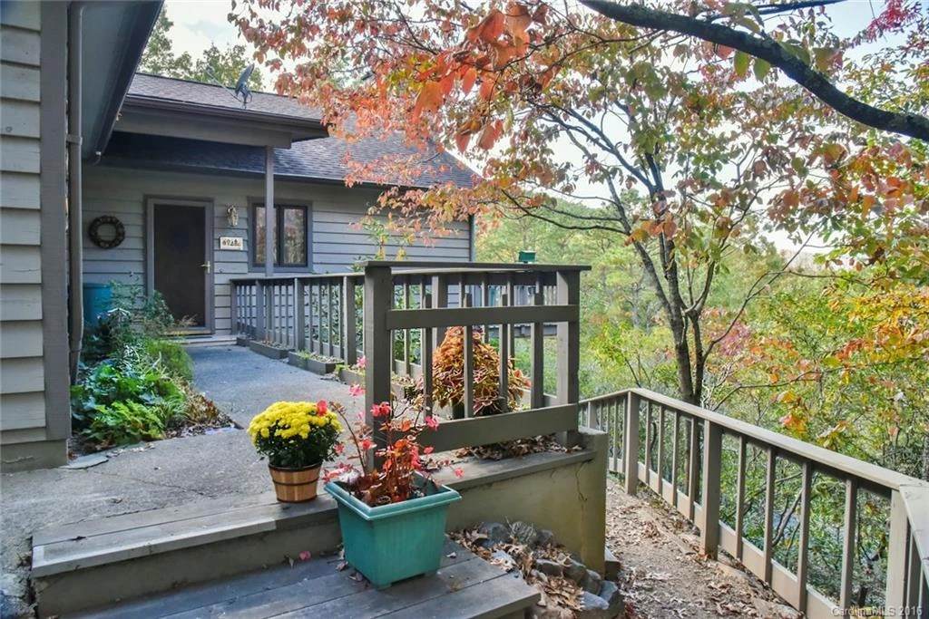 125 Valley Drive