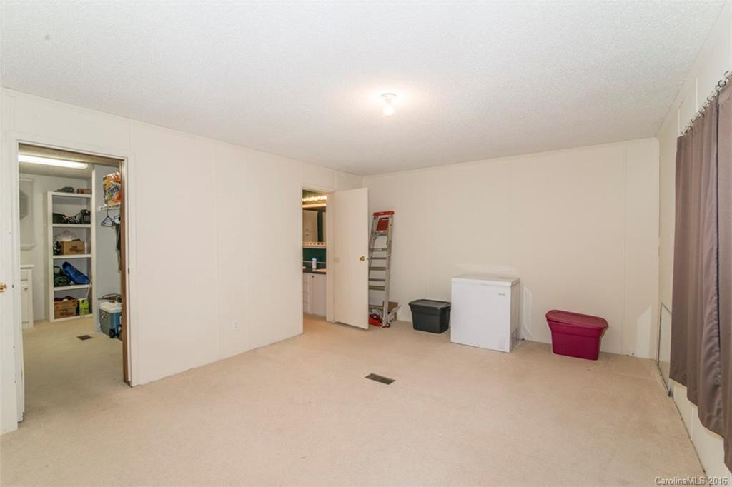 102 Adams Hill Road - Photo 11