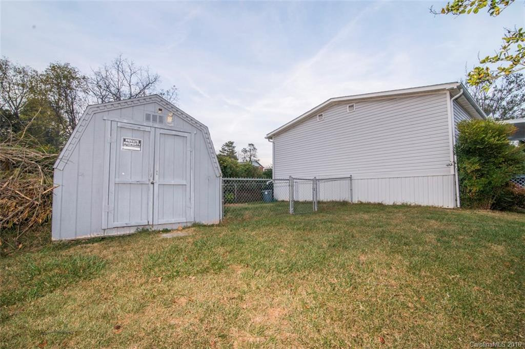 102 Adams Hill Road - Photo 16