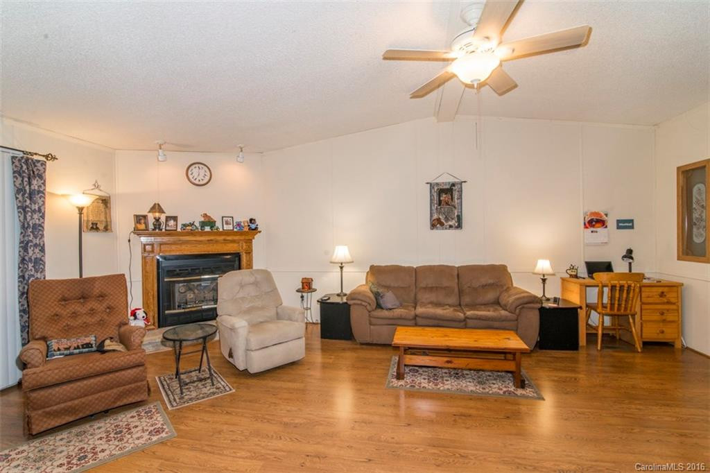 102 Adams Hill Road - Photo 5
