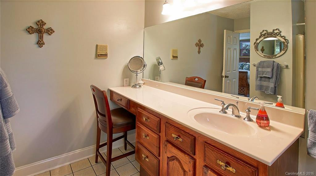 507 Fenwick Court - Photo 12