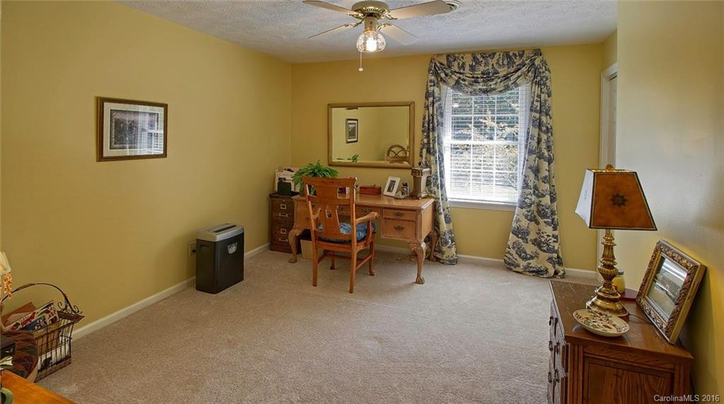 507 Fenwick Court - Photo 15