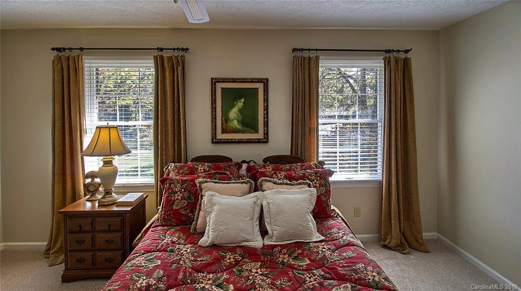 507 Fenwick Court - Photo 16