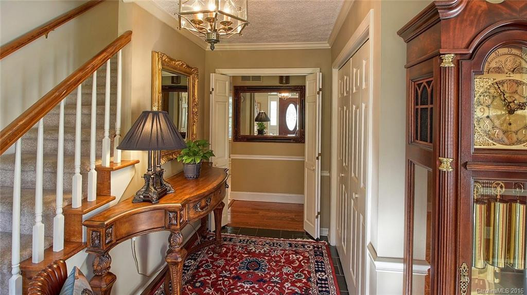 507 Fenwick Court - Photo 3