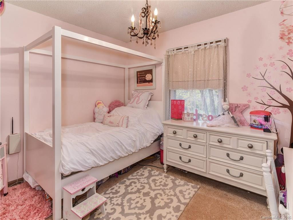 50 Fieldcrest Road - Photo 11