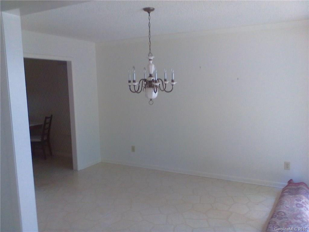 470 Crowfields Drive #6 - Photo 4