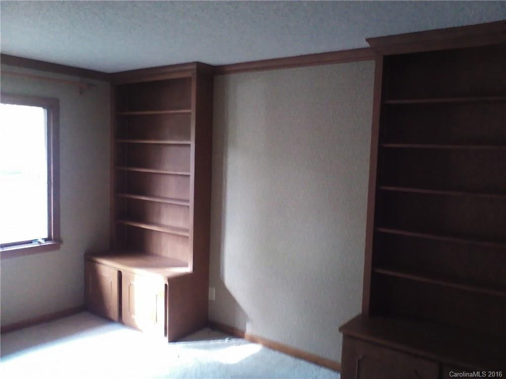 470 Crowfields Drive #6 - Photo 5
