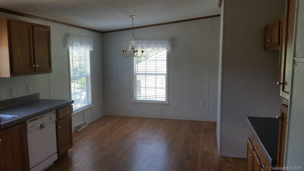 33 Goose Creek Road - Photo 4