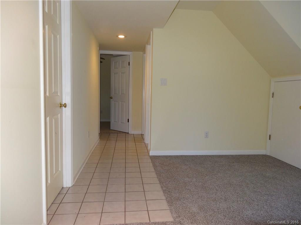 258 Timberlane Drive - Photo 13