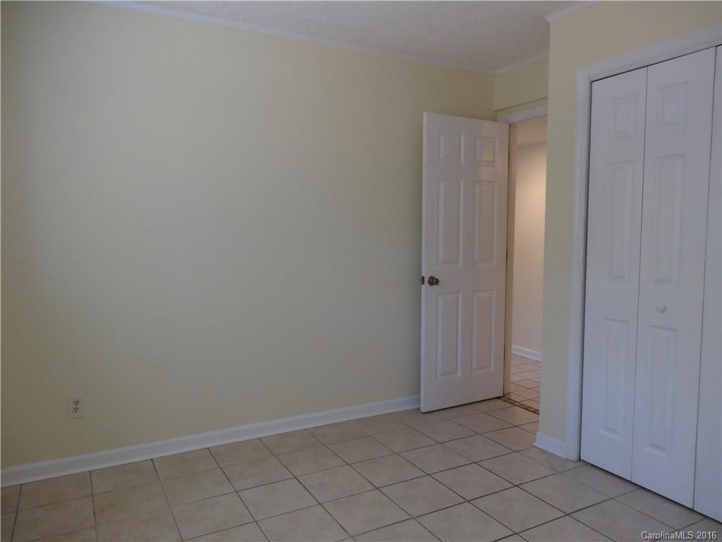 258 Timberlane Drive - Photo 15