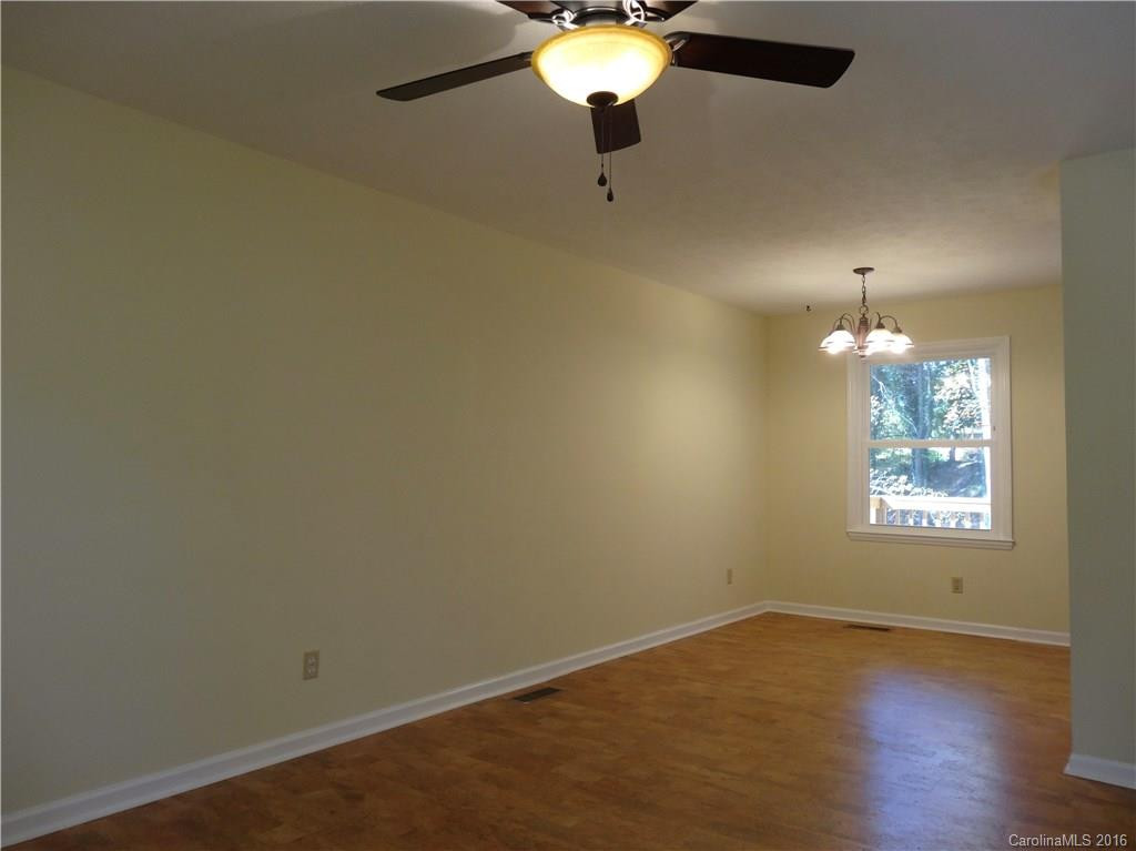 258 Timberlane Drive - Photo 5
