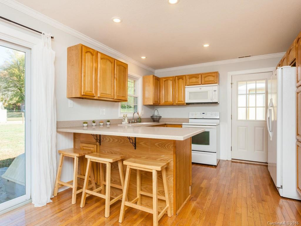 205 Jeff Street - Photo 8