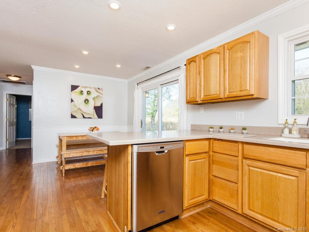 205 Jeff Street - Photo 9
