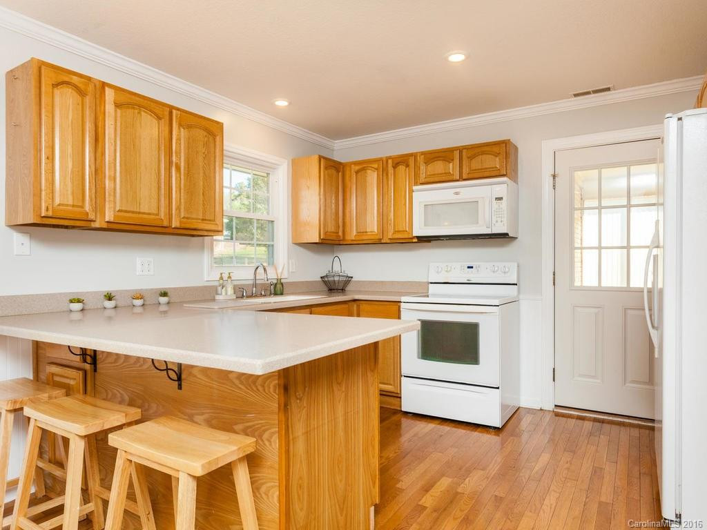 205 Jeff Street - Photo 10