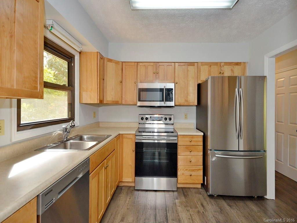 18 Forest Ridge Drive - Photo 7