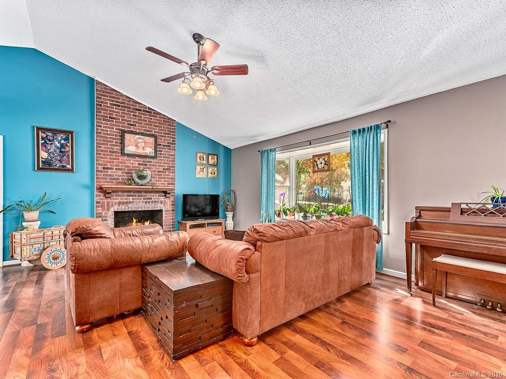 13 Marlwood Court - Photo 5