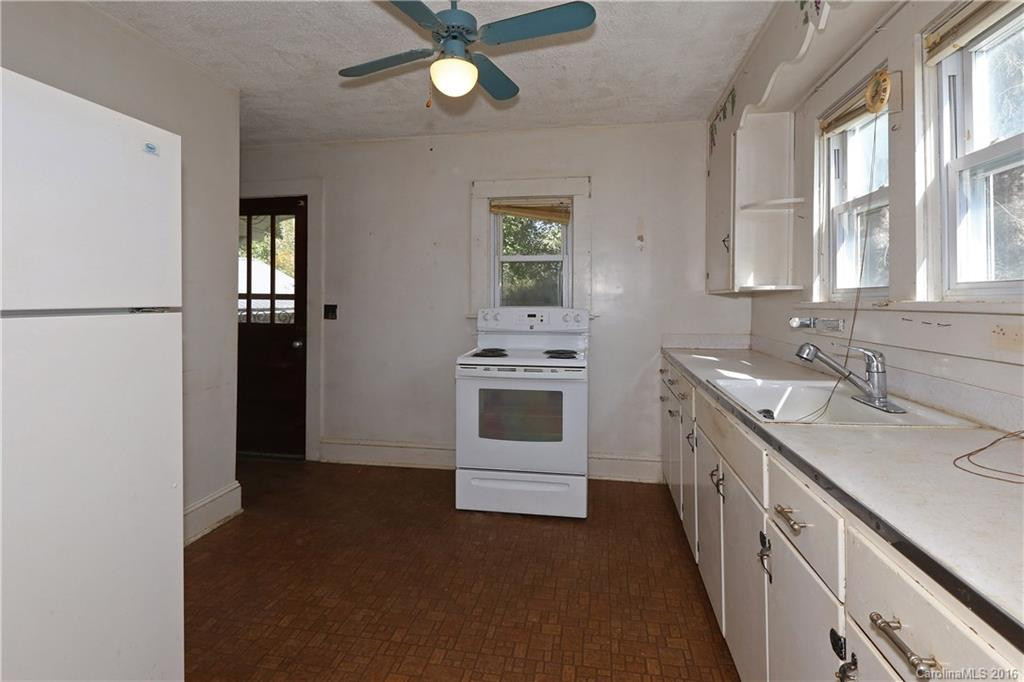 25 Holtzclaw Street - Photo 5