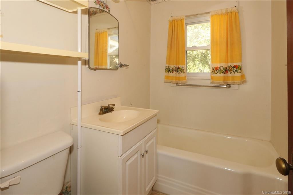 25 Holtzclaw Street - Photo 7