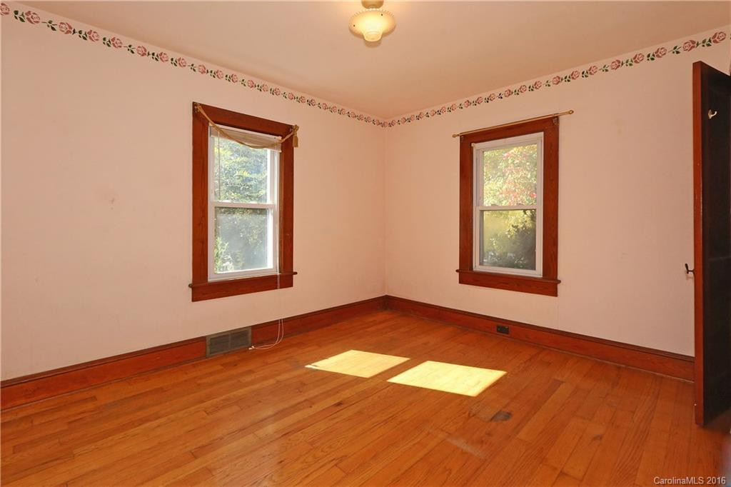 25 Holtzclaw Street - Photo 9