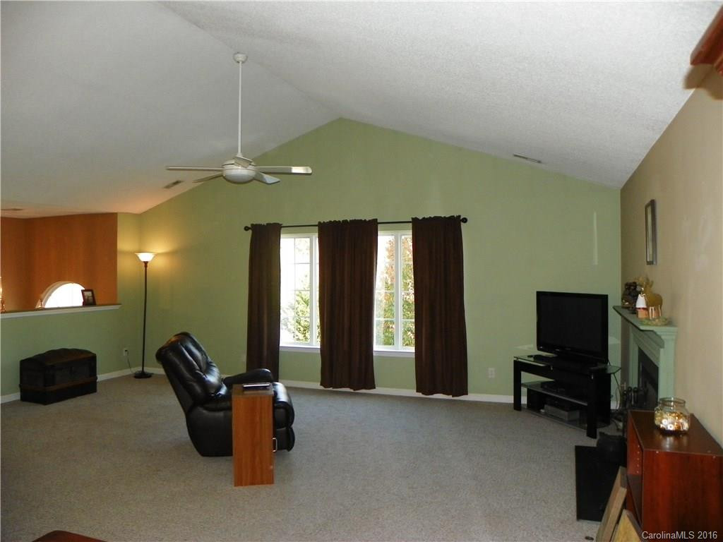 136 Reems Creek Road - Photo 2