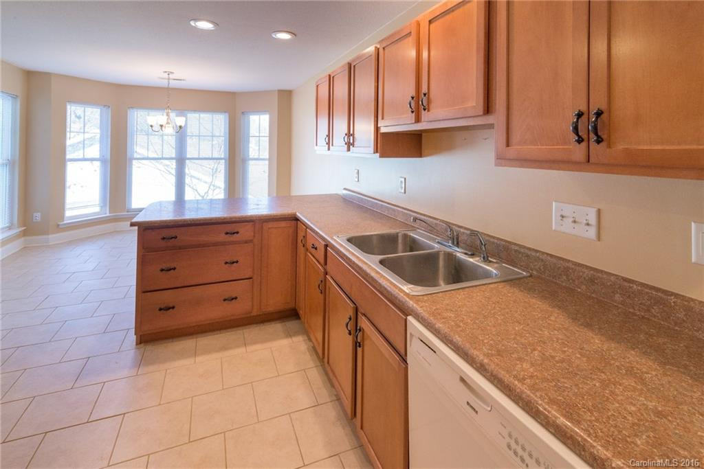 28 Kaylor Drive #TH33 - Photo 12