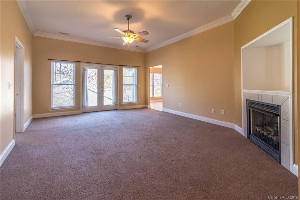 28 Kaylor Drive #TH33 - Photo 5