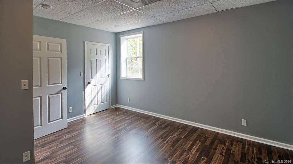 440 Ridgeway Drive - Photo 19