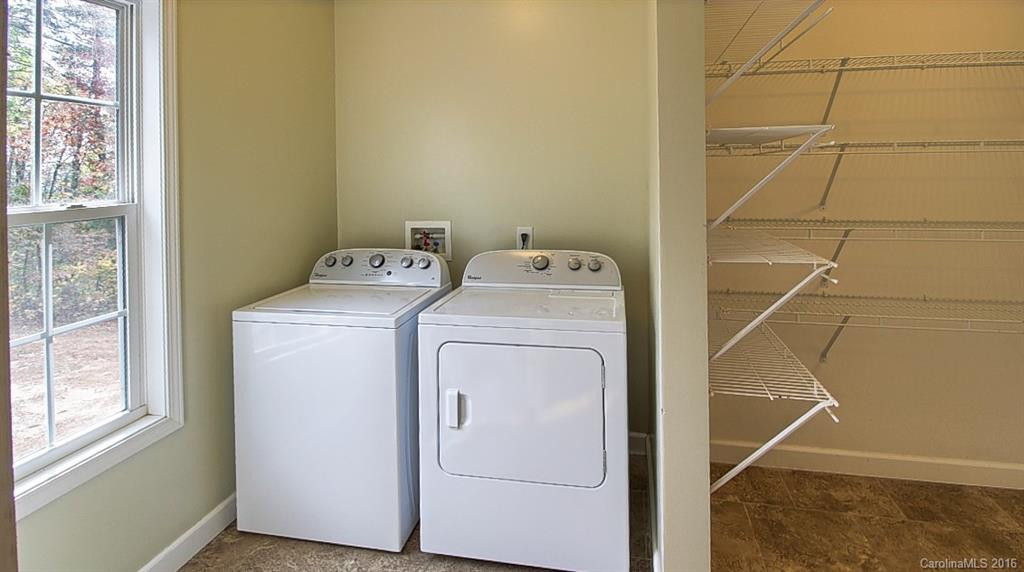 440 Ridgeway Drive - Photo 21