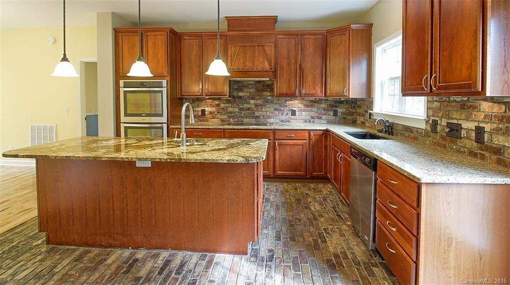 440 Ridgeway Drive - Photo 6