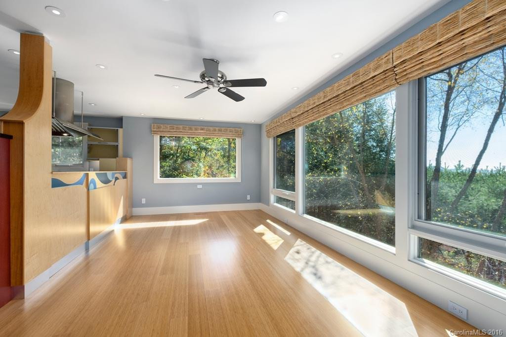 111 Robinhood Road - Photo 9