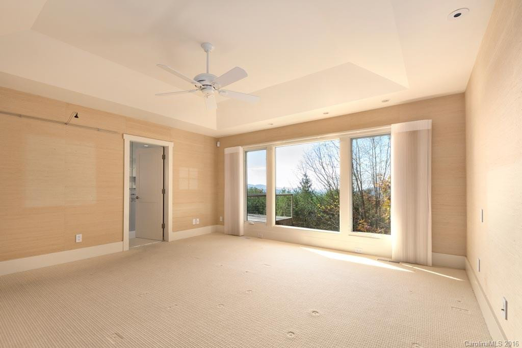 111 Robinhood Road - Photo 10