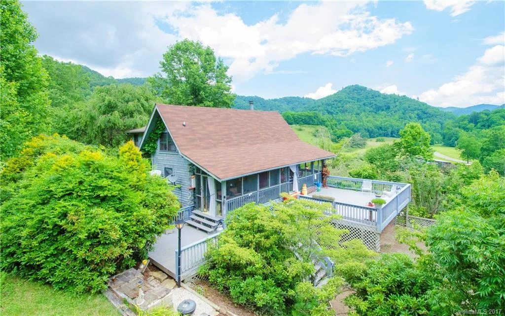 85 Woody Farm Road