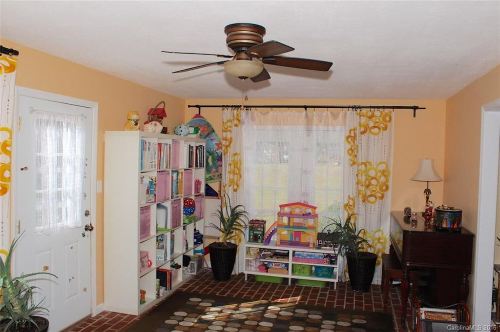 158 Melissa Lane - Photo 14