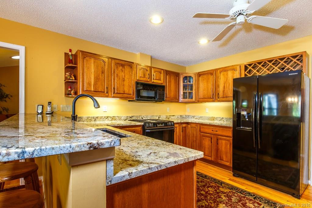246 Utsonati Lane #L14A/U14 - Photo 7