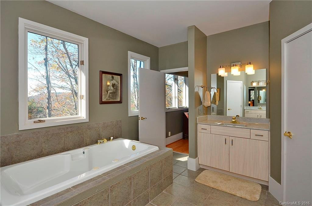 127 Spooks Branch Road - Photo 15