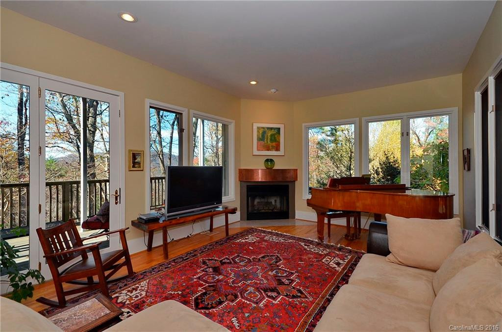 127 Spooks Branch Road - Photo 3