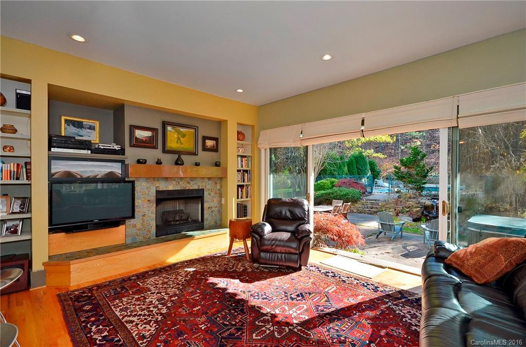127 Spooks Branch Road - Photo 5