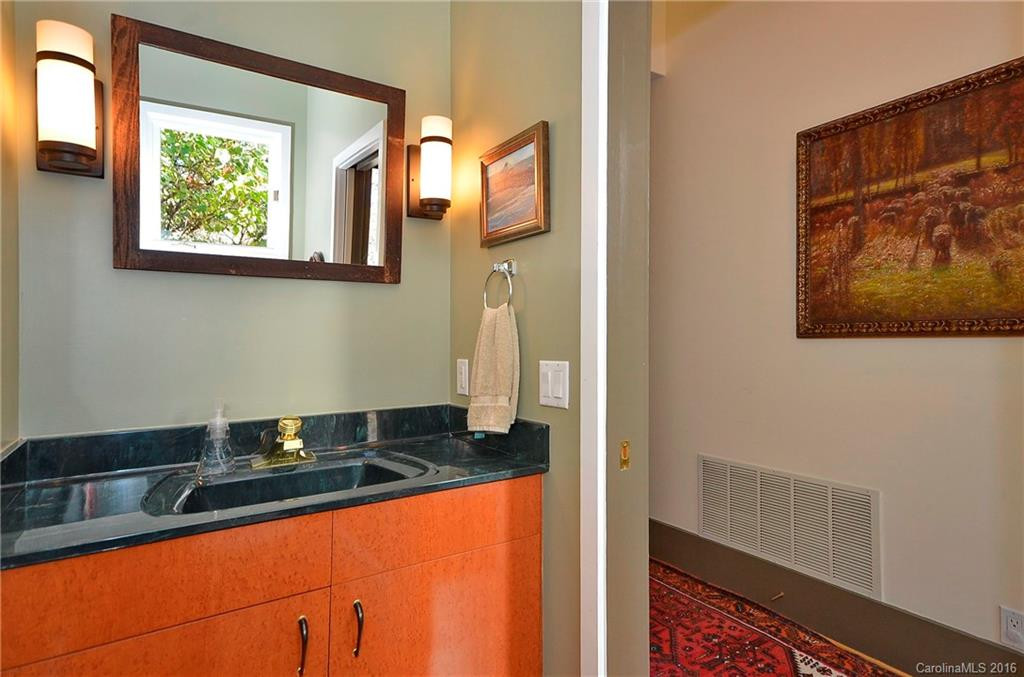127 Spooks Branch Road - Photo 10