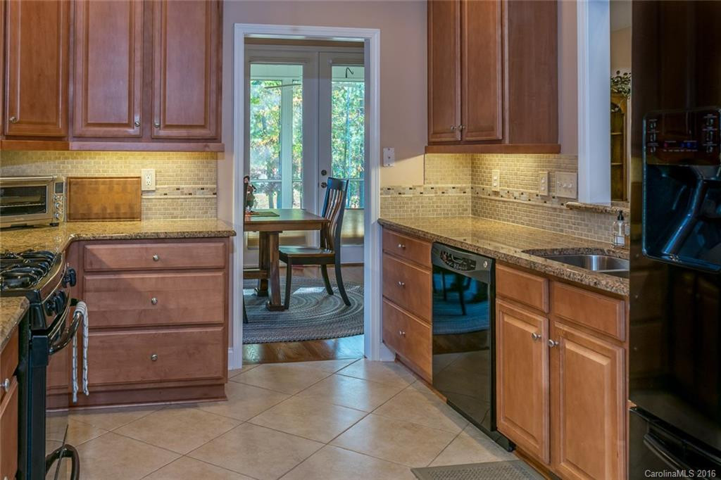 203 Waterside Drive #11 - Photo 10