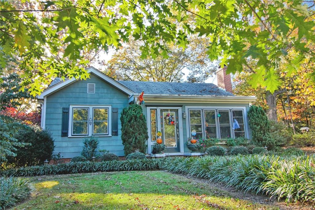 106 Kingsgate Road - Photo 2