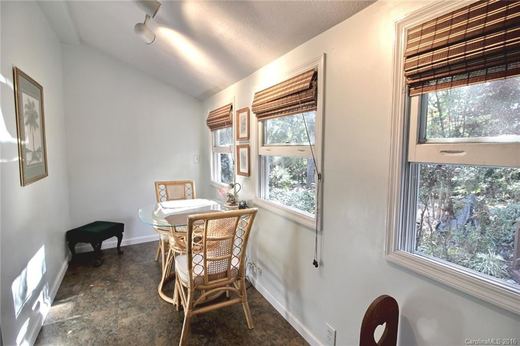 106 Kingsgate Road - Photo 14