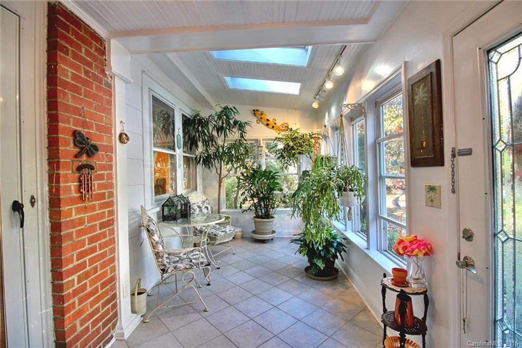 106 Kingsgate Road - Photo 4