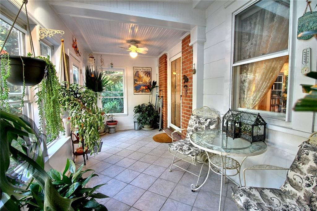 106 Kingsgate Road - Photo 5