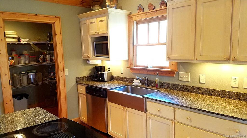 152 Sourwood Lane - Photo 8