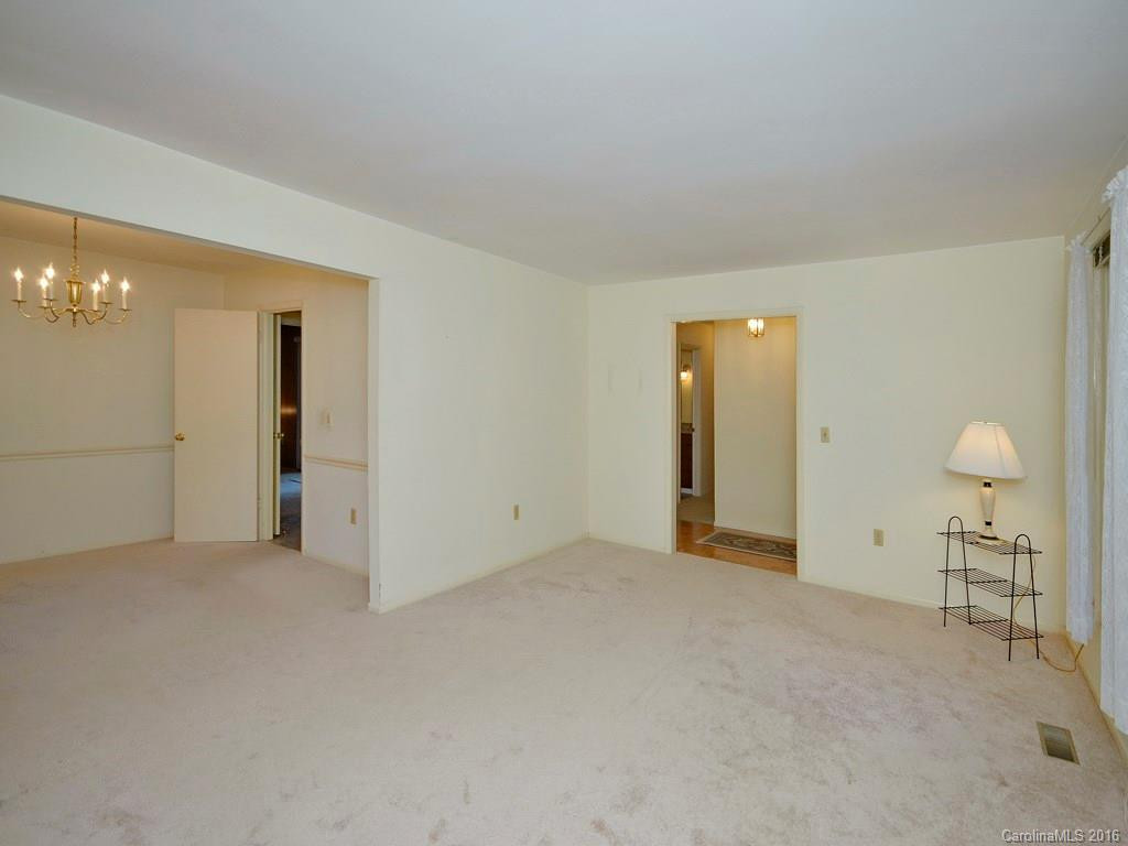 307 Donnybrook Drive - Photo 3