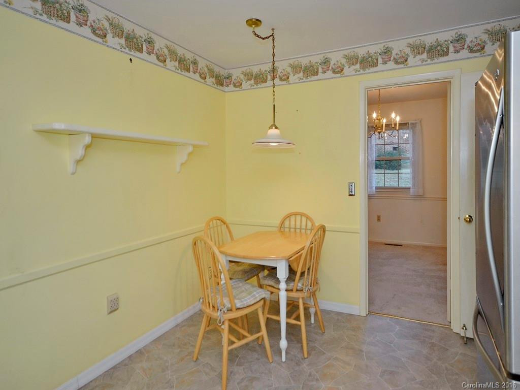 307 Donnybrook Drive - Photo 5