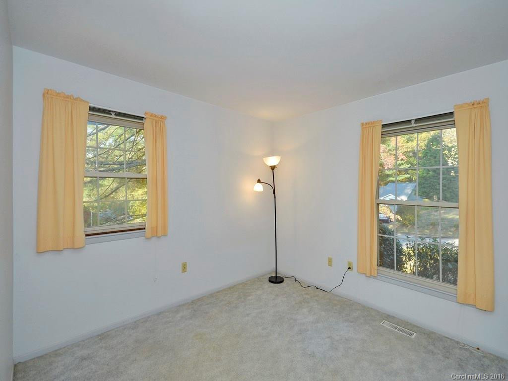 307 Donnybrook Drive - Photo 10